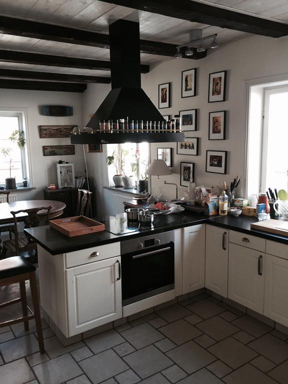 Mullbaersgardens Bed And Breakfast Visby Exterior foto